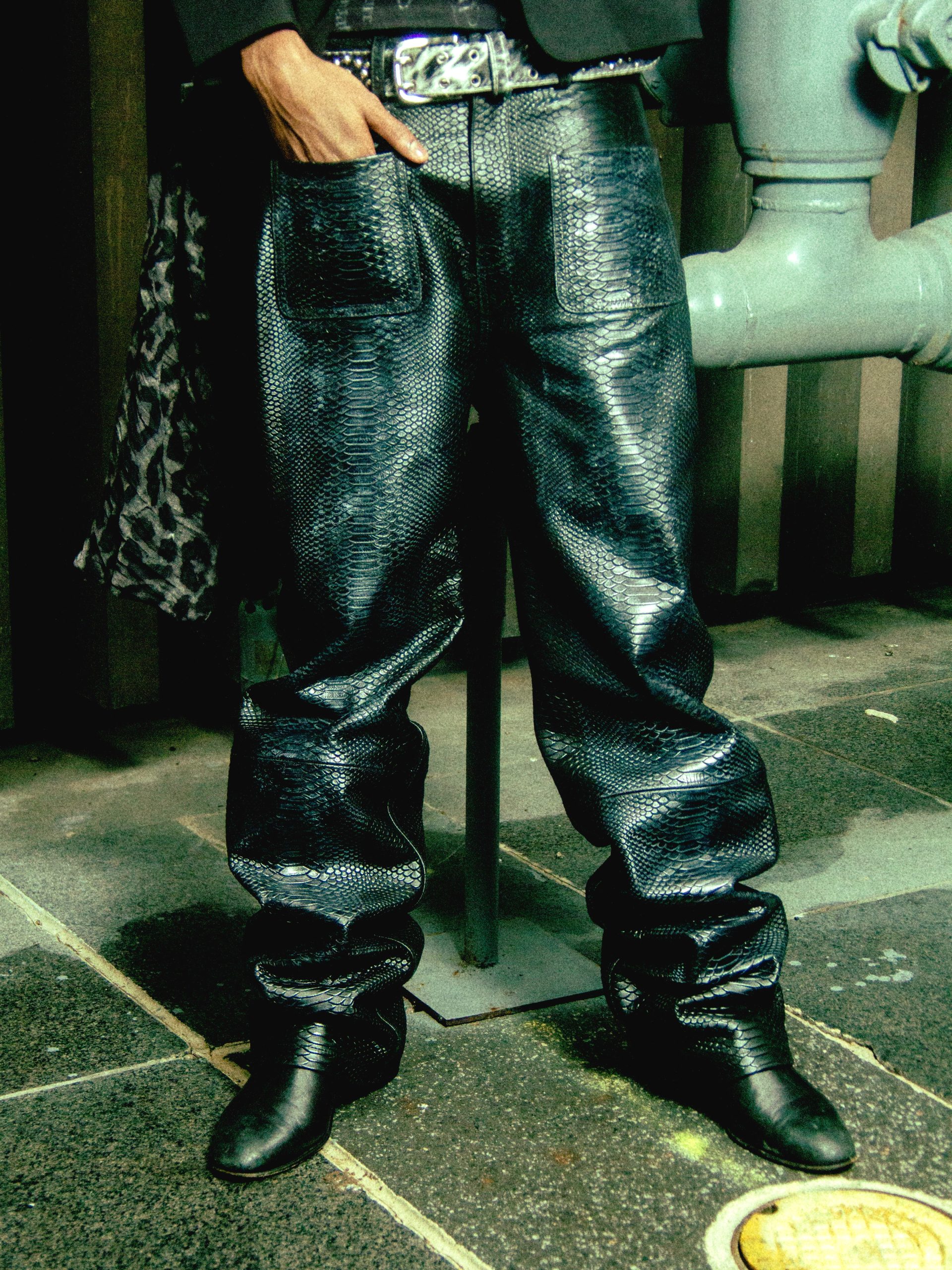 everyday leather "blk mamba"