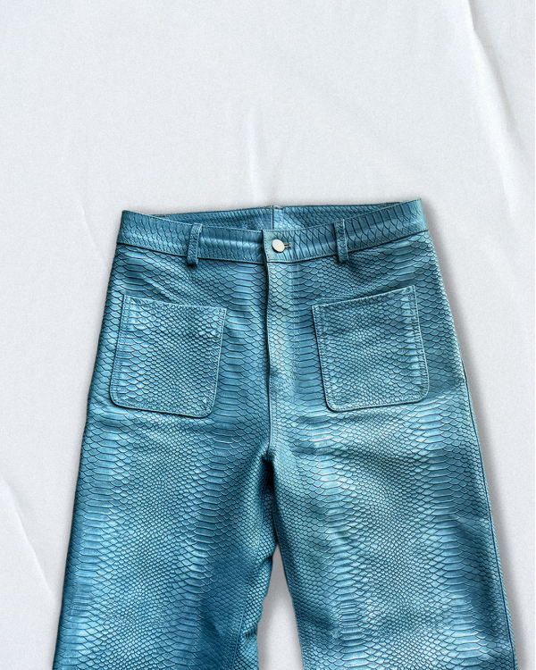 Everyday Leather "Denim Blue"